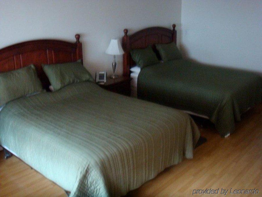 Stonehouse Motel And Restaurant Truro Quarto foto